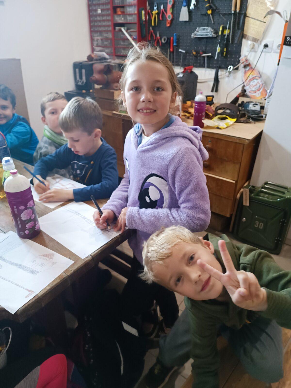 TLAPKY - říjen - 67