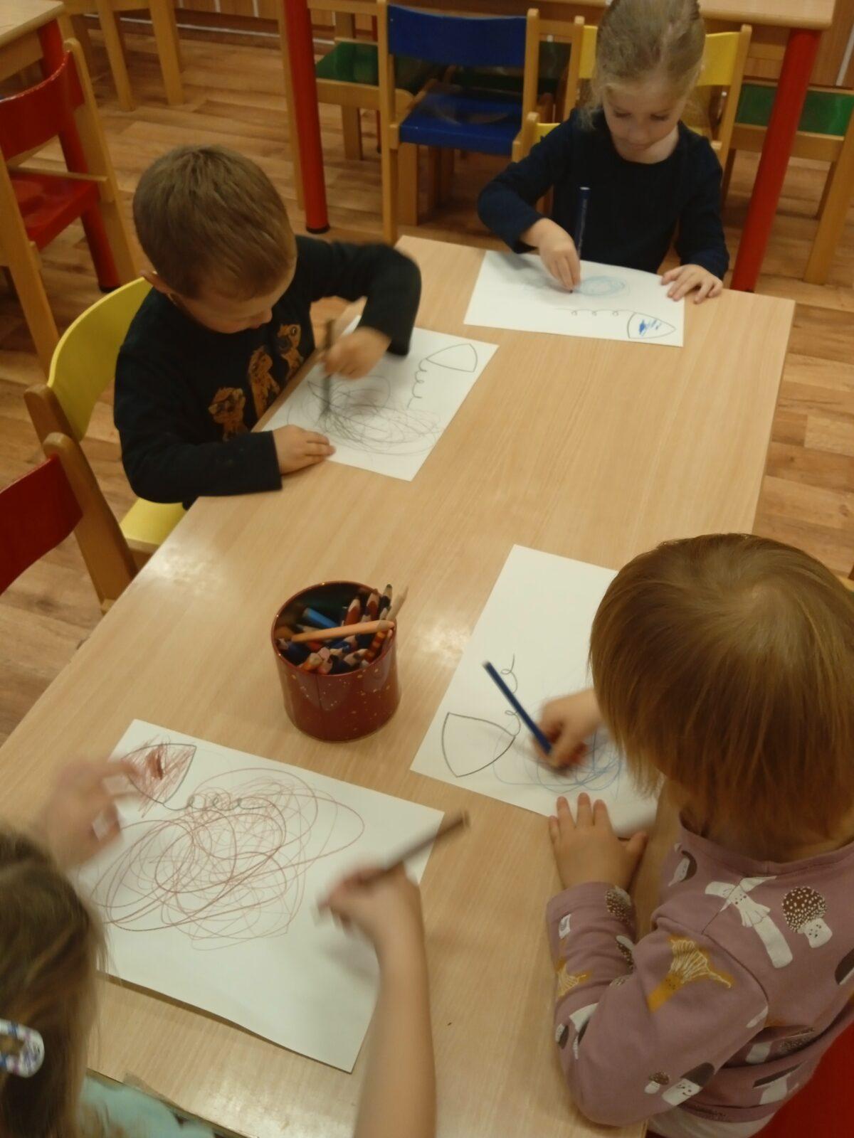 ŘÍJEN - DRÁČCI - 25