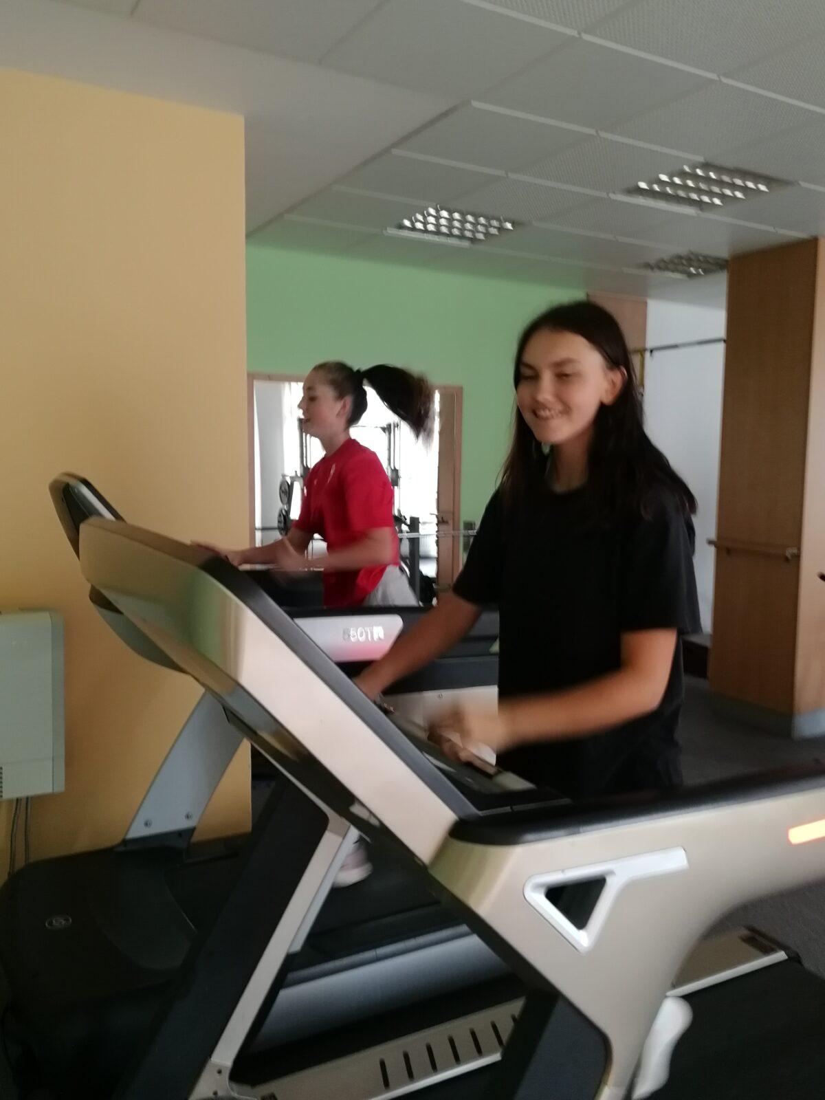 Návštěva posilovny - dívky z 8. a 9. tříd - 2