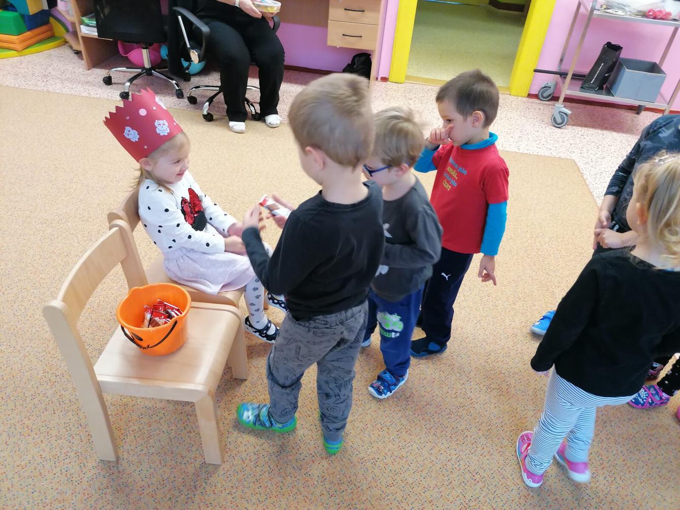 Slavíme!!!! Rozárka měla narozeniny :-) - 3