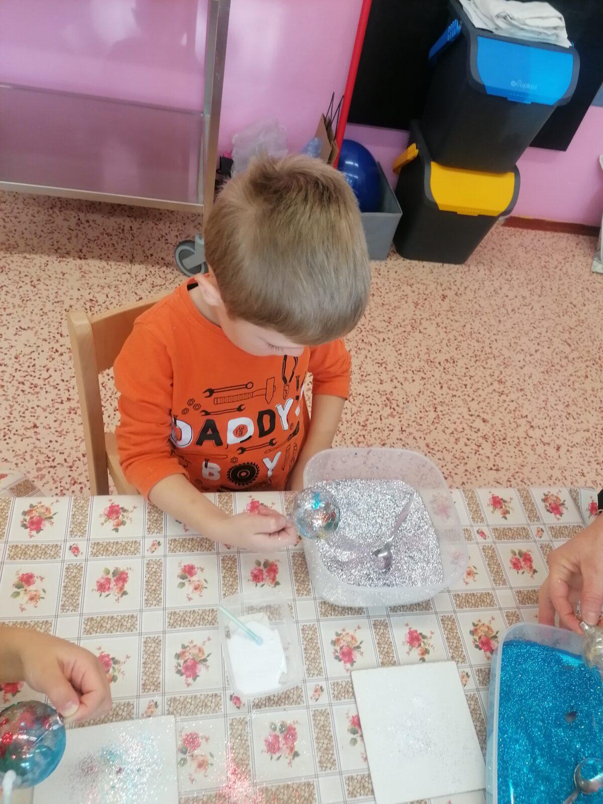 Prosinec ve školce :-) - 78