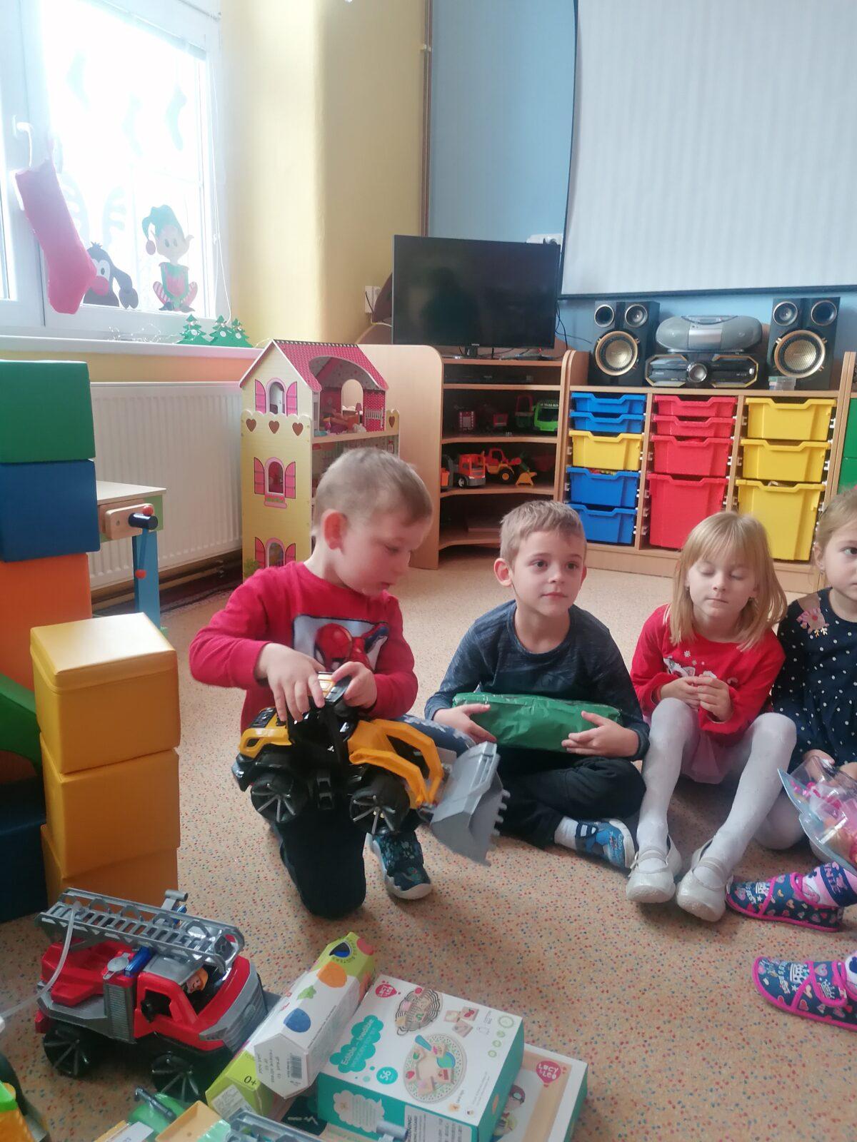 "Ježíšek ve školce" :-) - 12