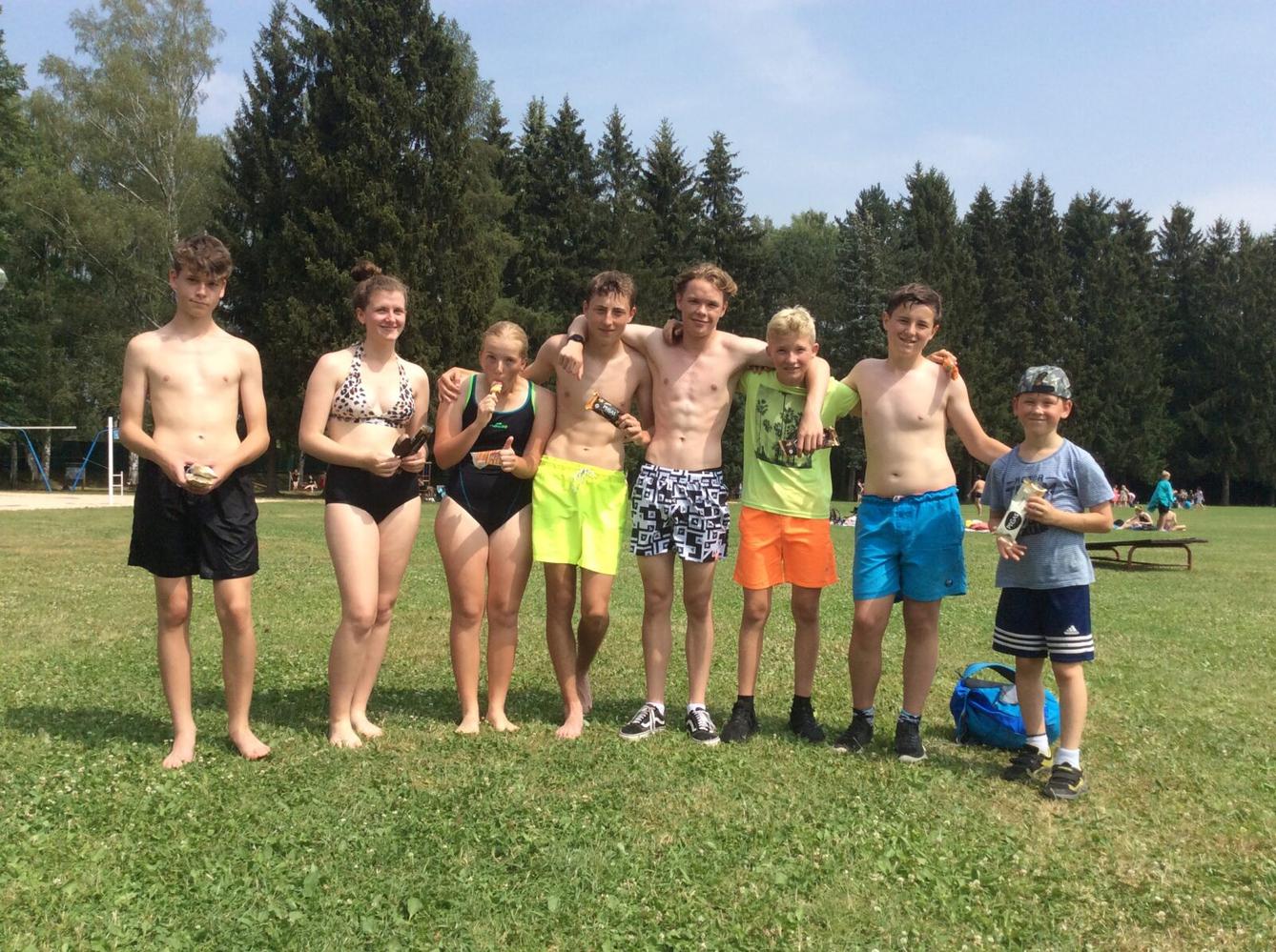 Závěr školního roku v aquaparku - 30