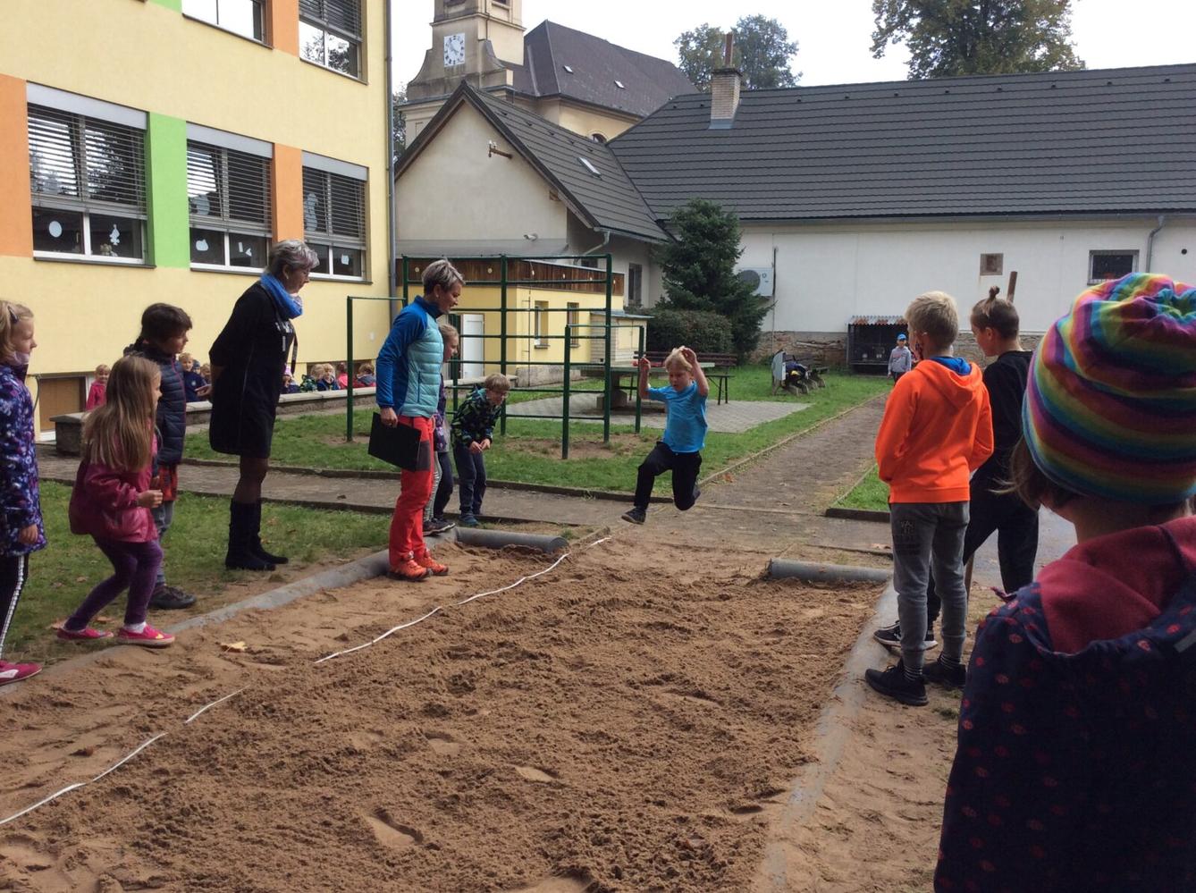 Soutěž ve skoku dalekém - Žabák - 24