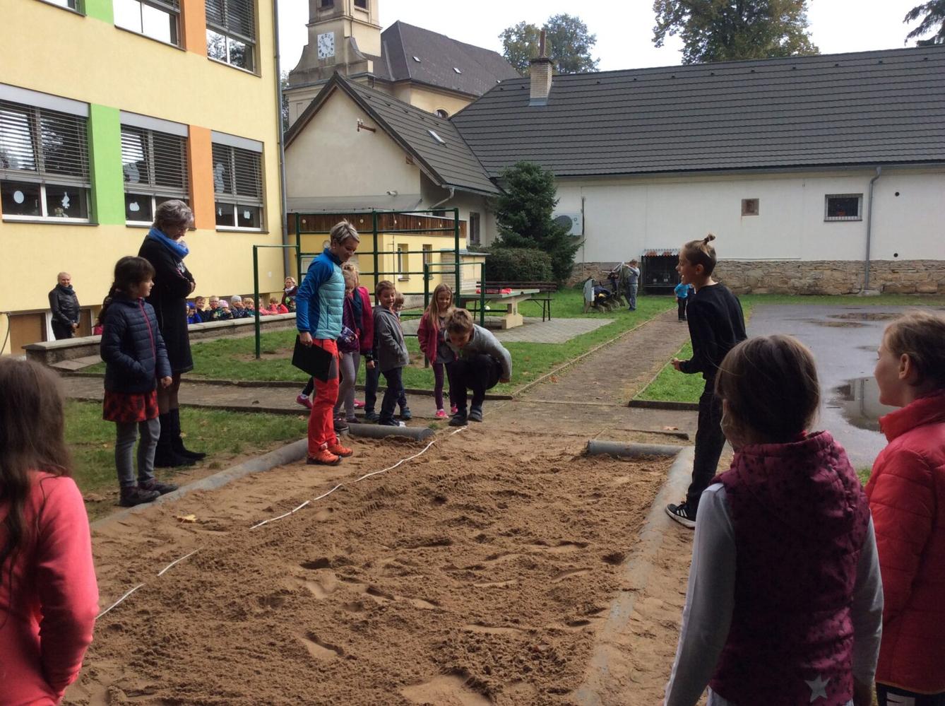 Soutěž ve skoku dalekém - Žabák - 25