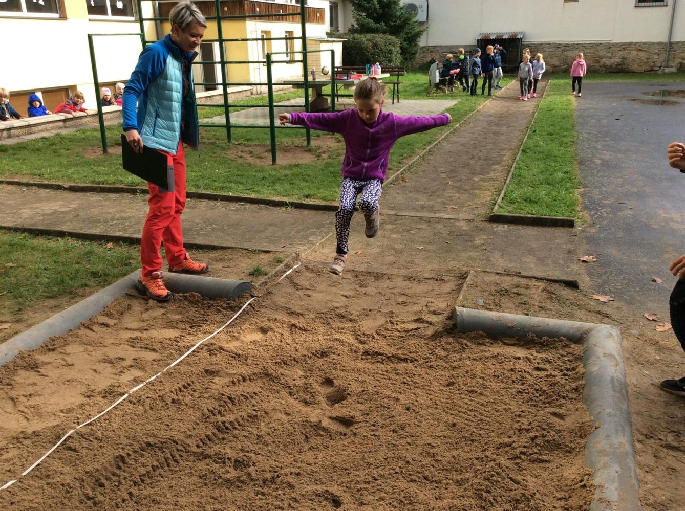 Soutěž ve skoku dalekém - Žabák - 28