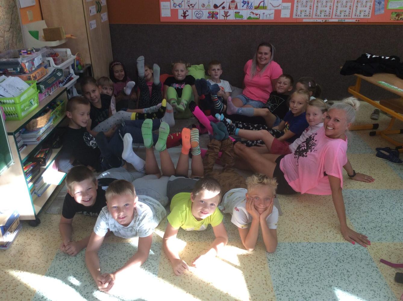 Barevný týden - ponožkový pátek - 2