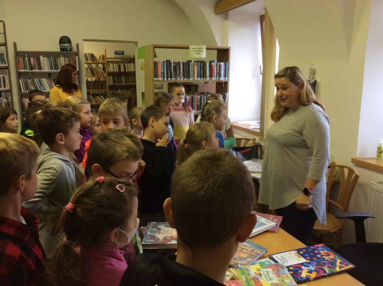 Třeťáci v knihovně - 2