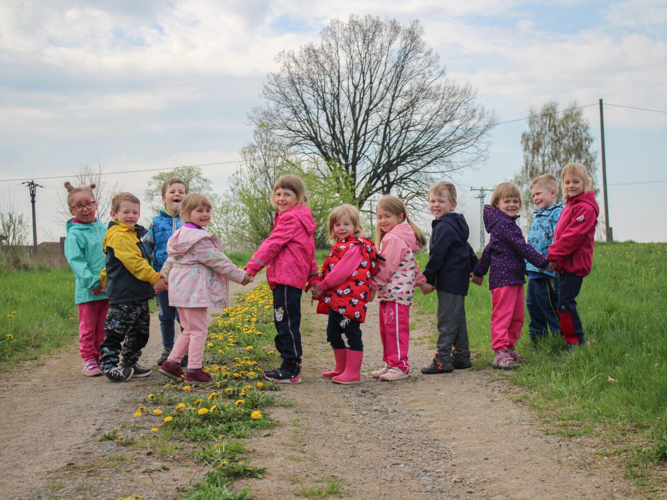 broučci:přípravy na den matek - 46