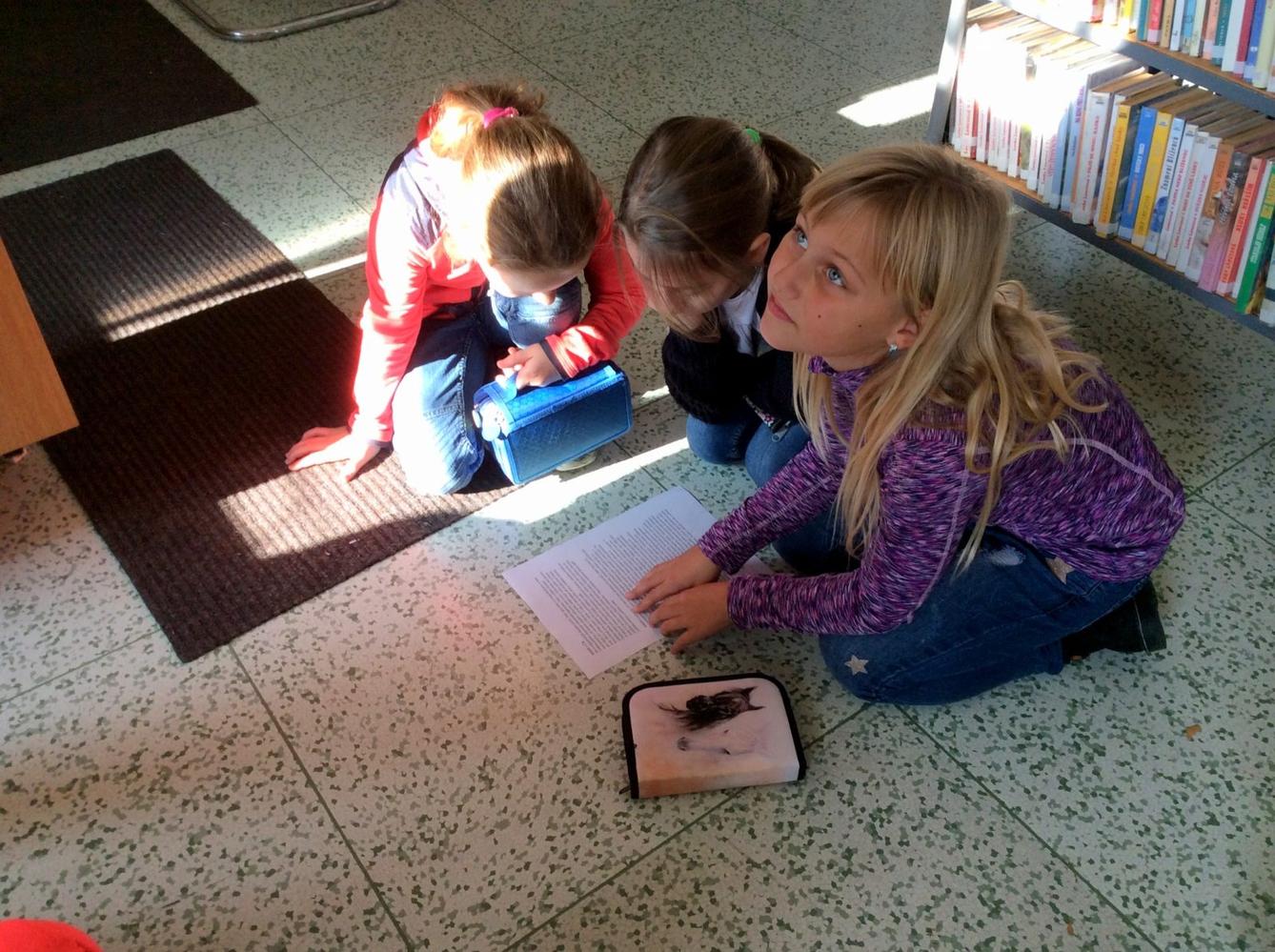 1. 11. Třetí třída v obecní knihovně - 10