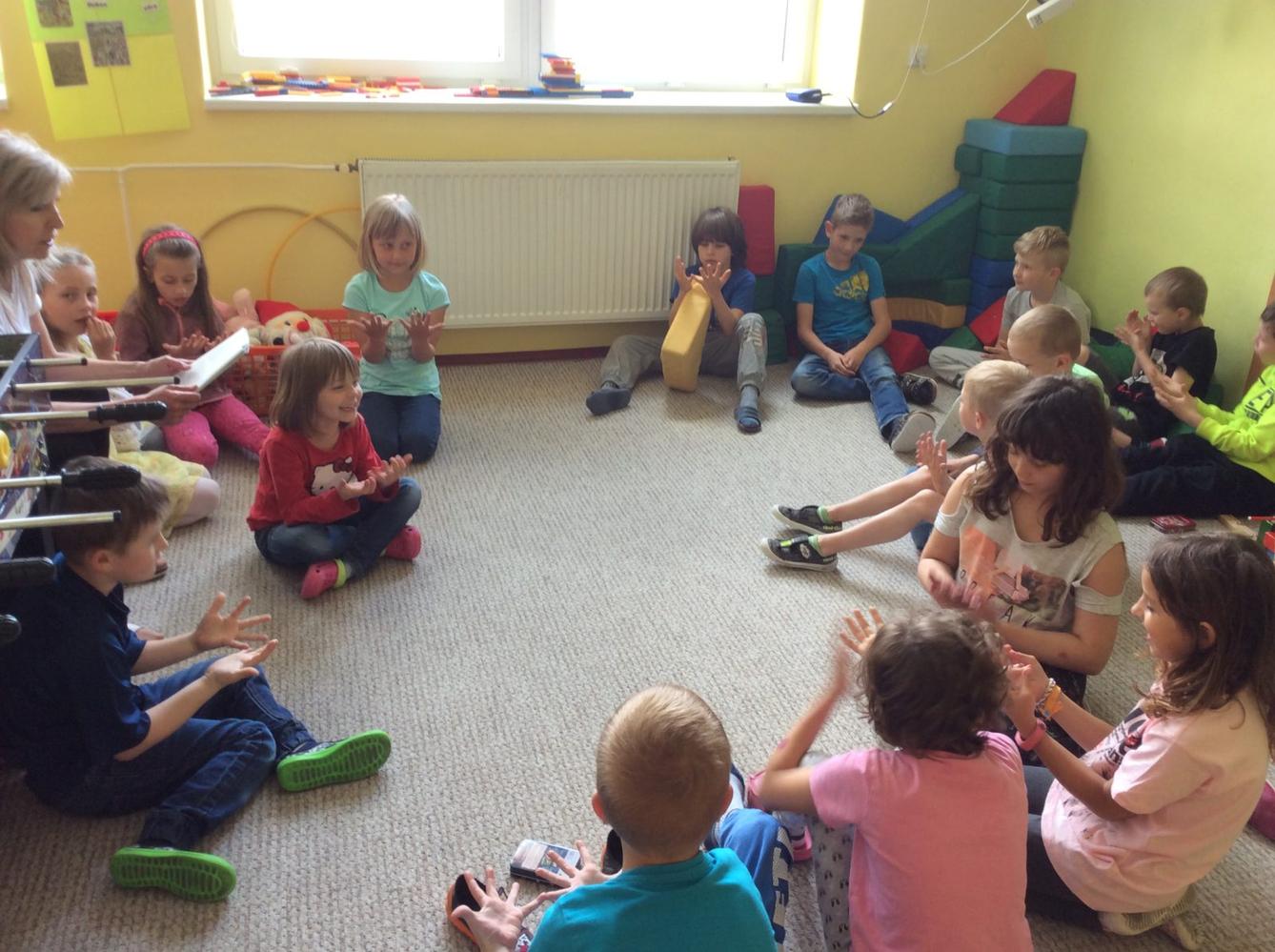 ,,ZLATÉ" RUČIČKY - svátek rukou - 1