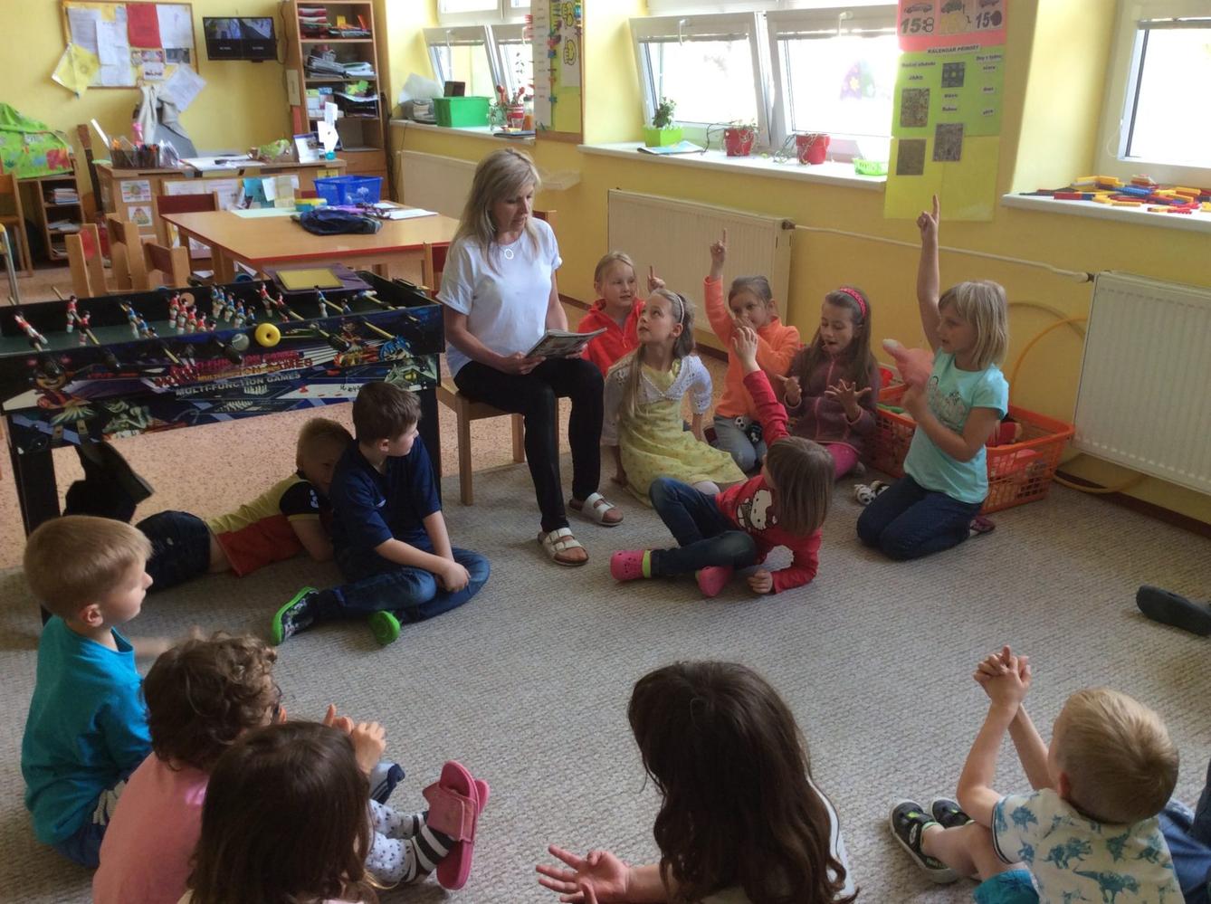 ,,ZLATÉ" RUČIČKY - svátek rukou - 2