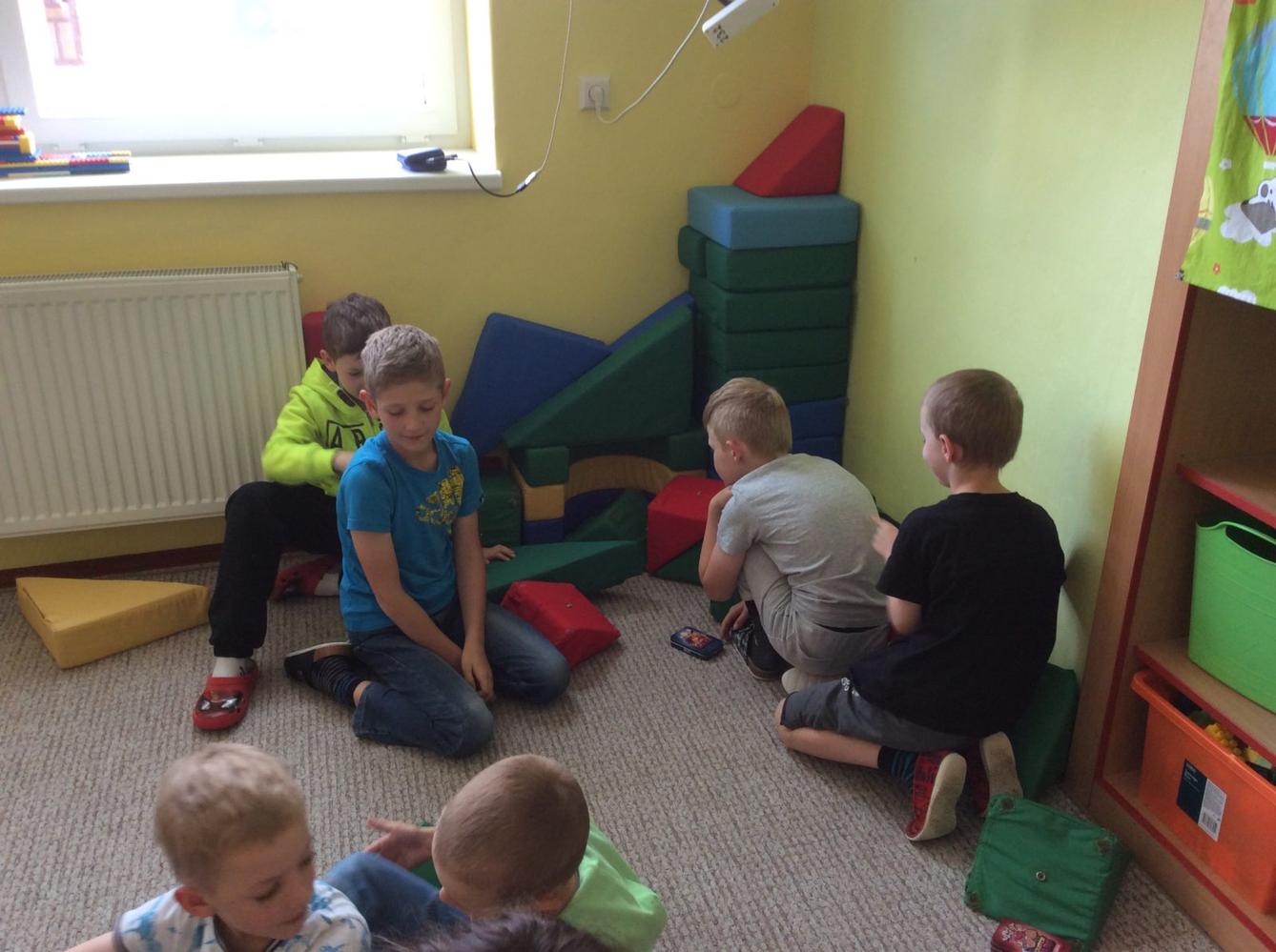 ,,ZLATÉ" RUČIČKY - svátek rukou - 6