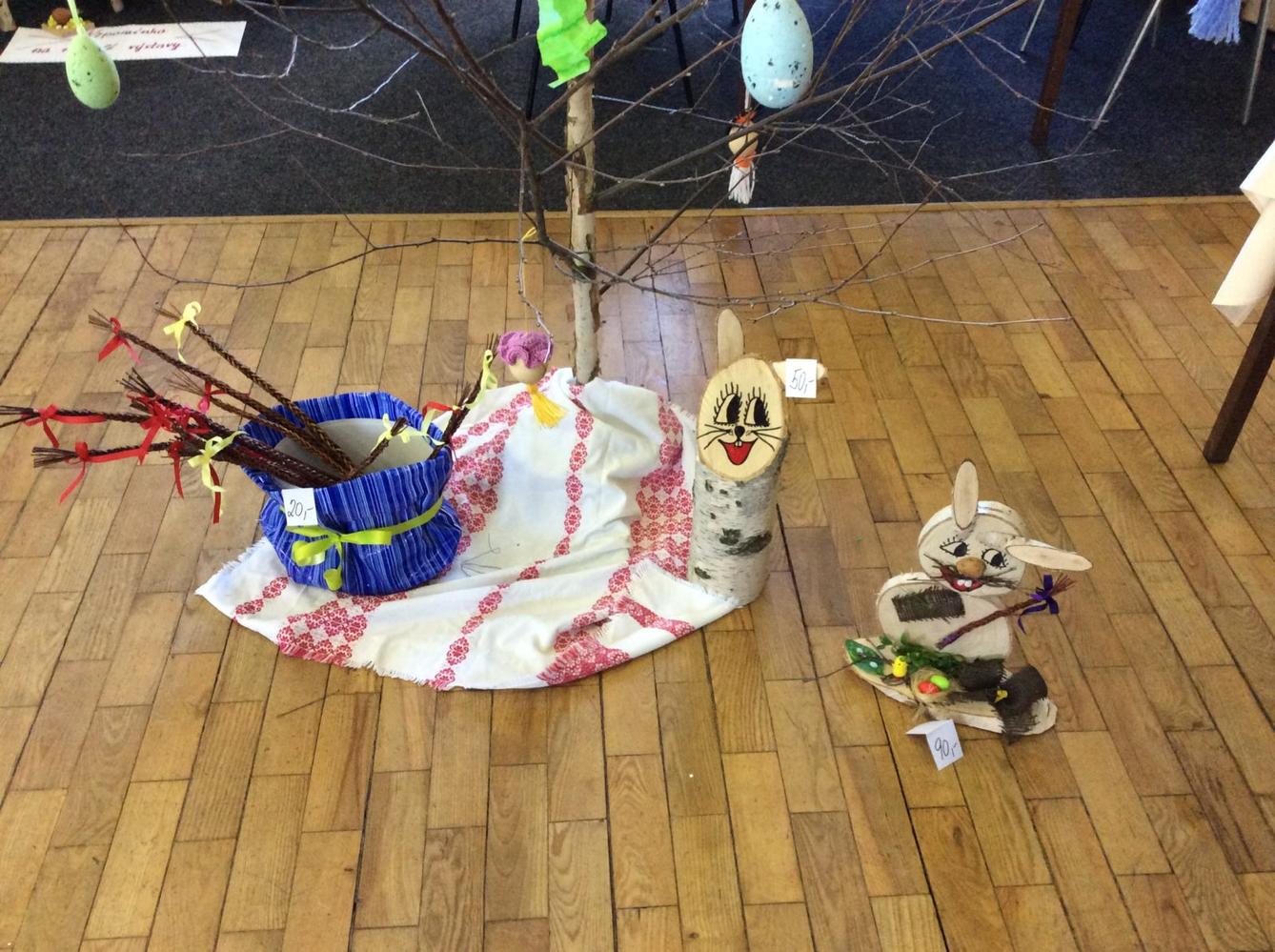 Družinka na "VELIKONOČNÍ  VÝSTAVĚ" - 3