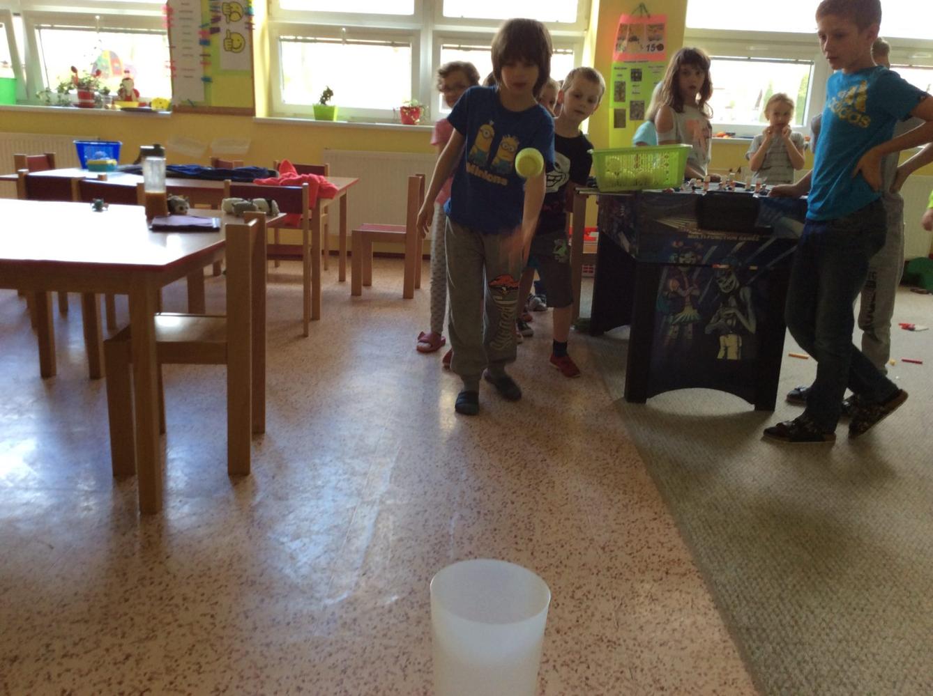 II.oddělení - spaní ve škole, duben,květen - 20