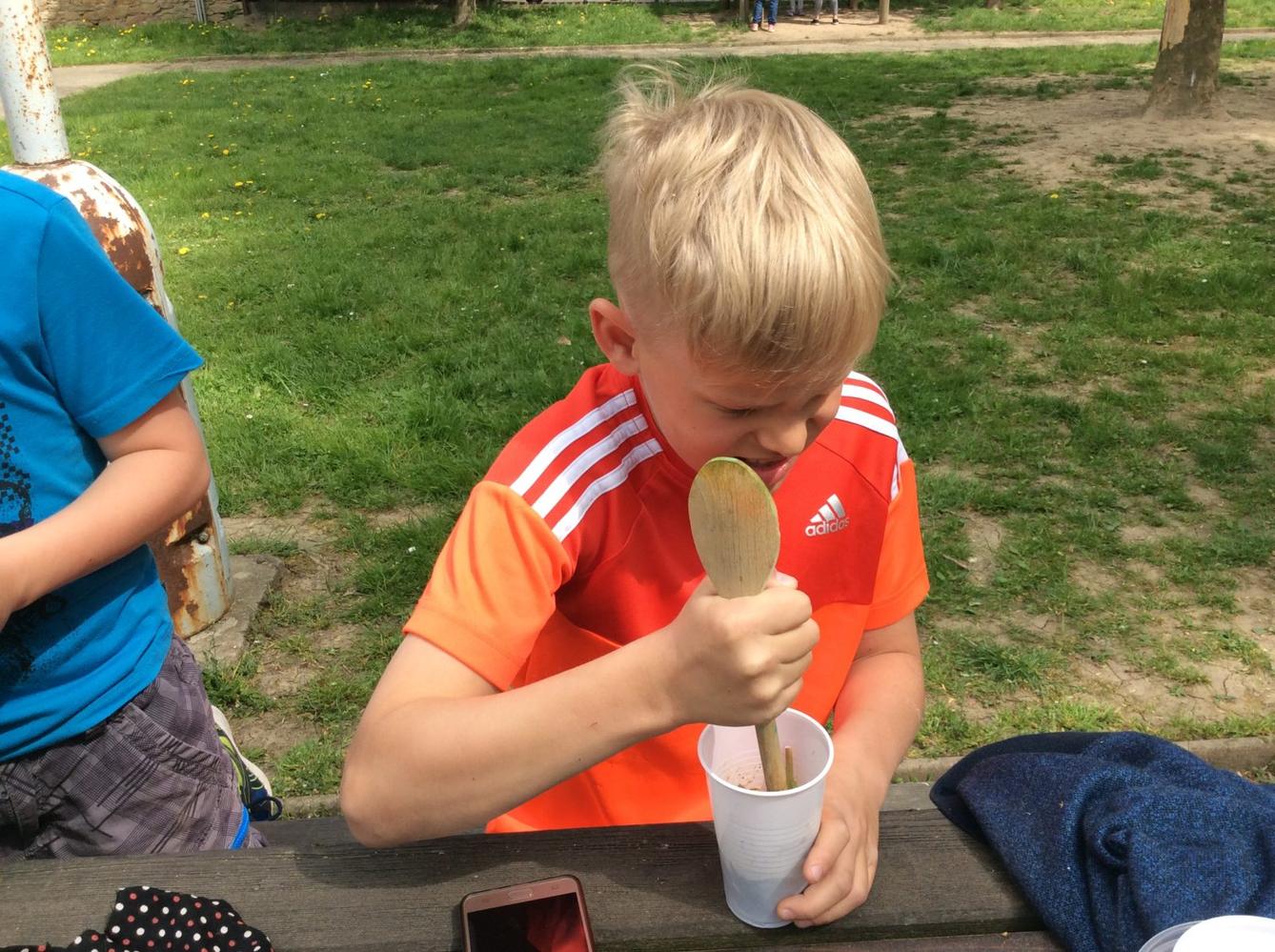 II.oddělení - spaní ve škole, duben,květen - 26