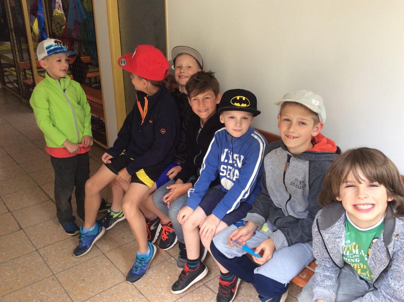 II.oddělení - spaní ve škole, duben,květen - 34