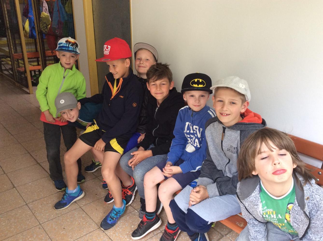 II.oddělení - spaní ve škole, duben,květen - 35