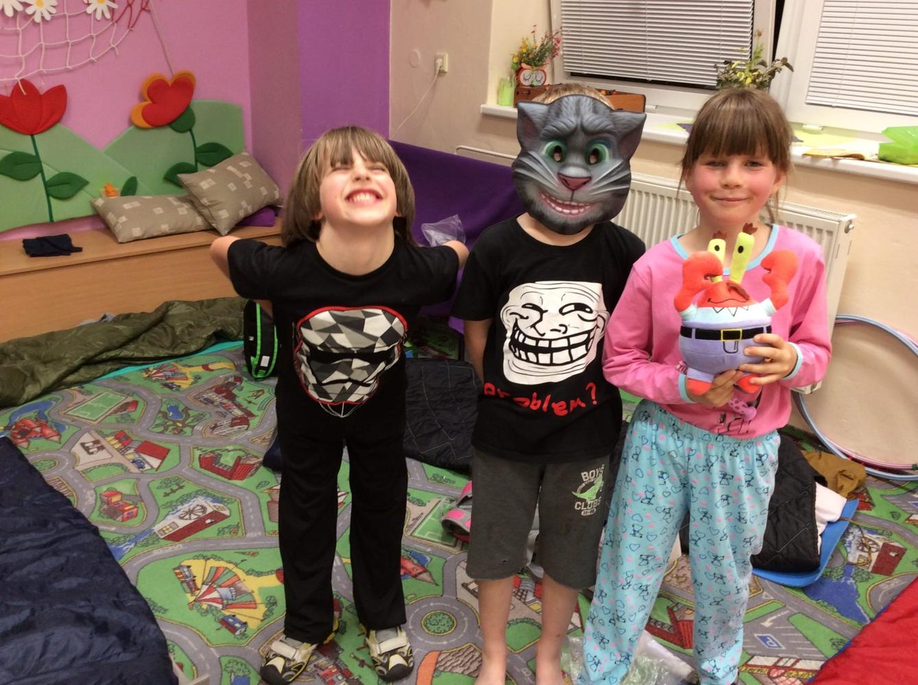 II.oddělení - spaní ve škole, duben,květen - 60