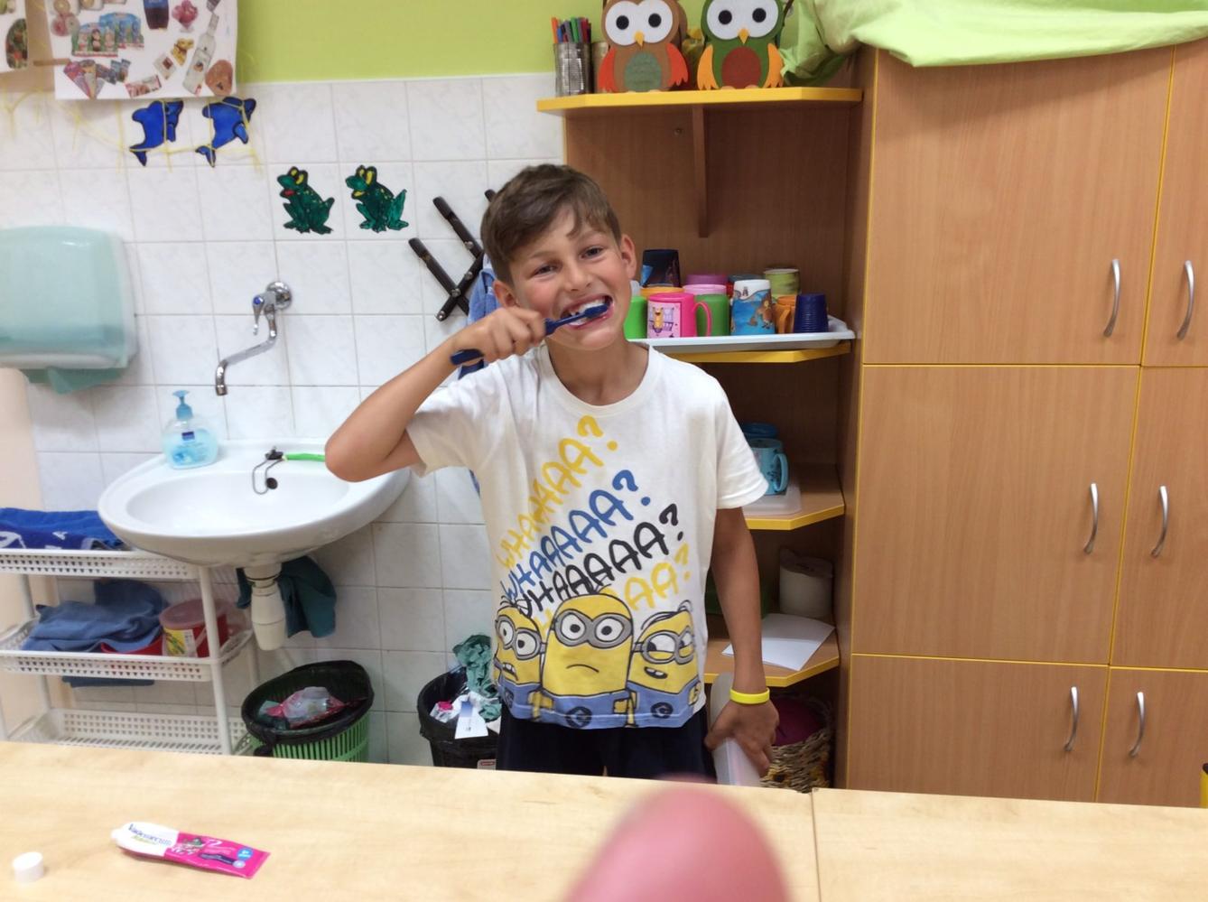 II.oddělení - spaní ve škole, duben,květen - 64