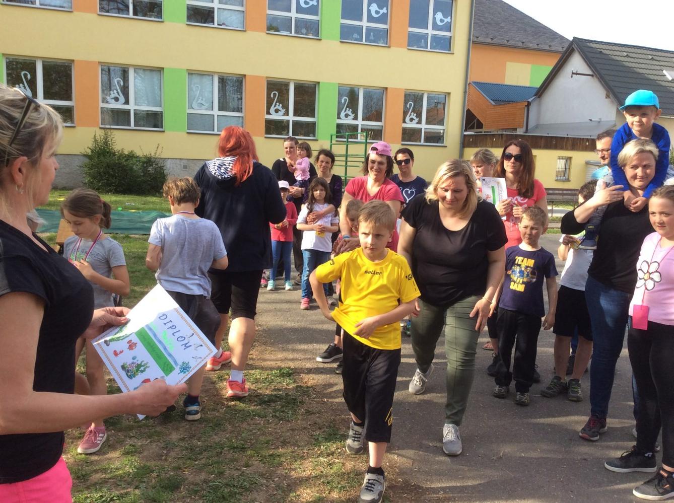 SPORTOVNÍ ODPOLEDNE S RODIČI - 15