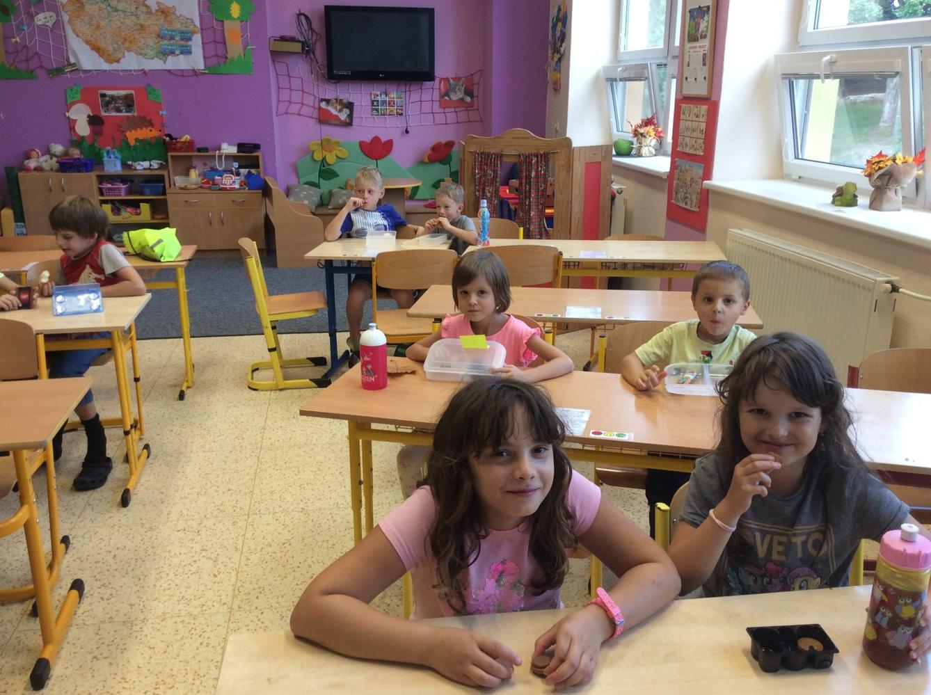 II. oddělení přivítalo prvňáčky ve družince - 10