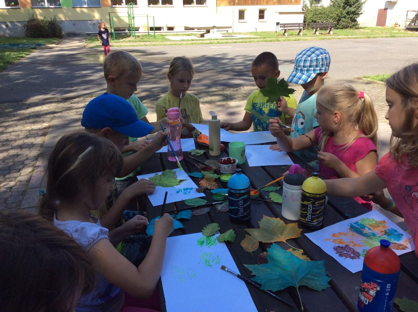 II. oddělení přivítalo prvňáčky ve družince - 24