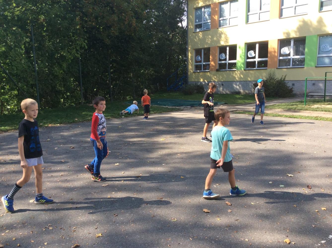 II. oddělení přivítalo prvňáčky ve družince - 34