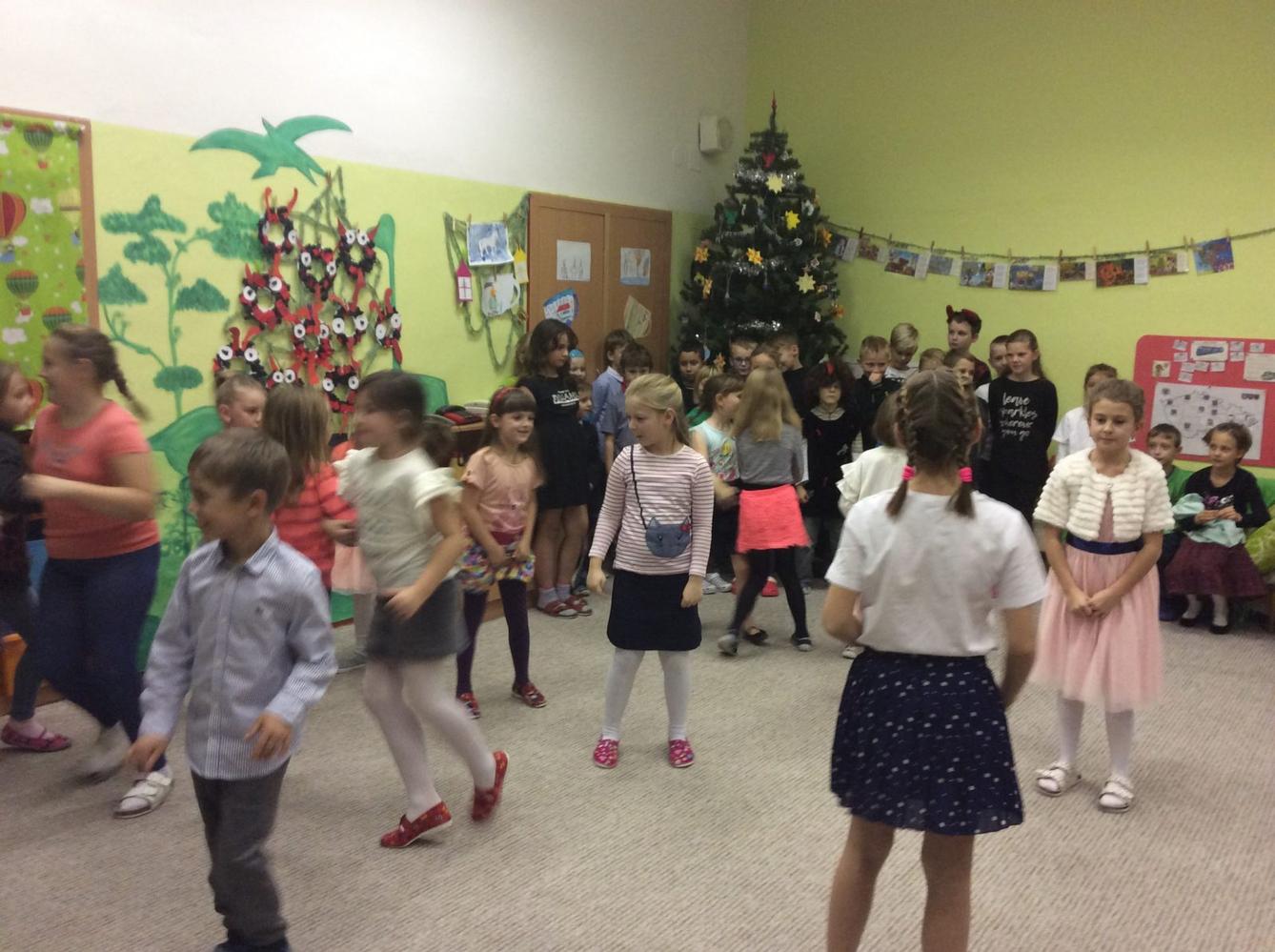 VÁNOČNÍ  BESÍDKA PRO  RODIČE - 22