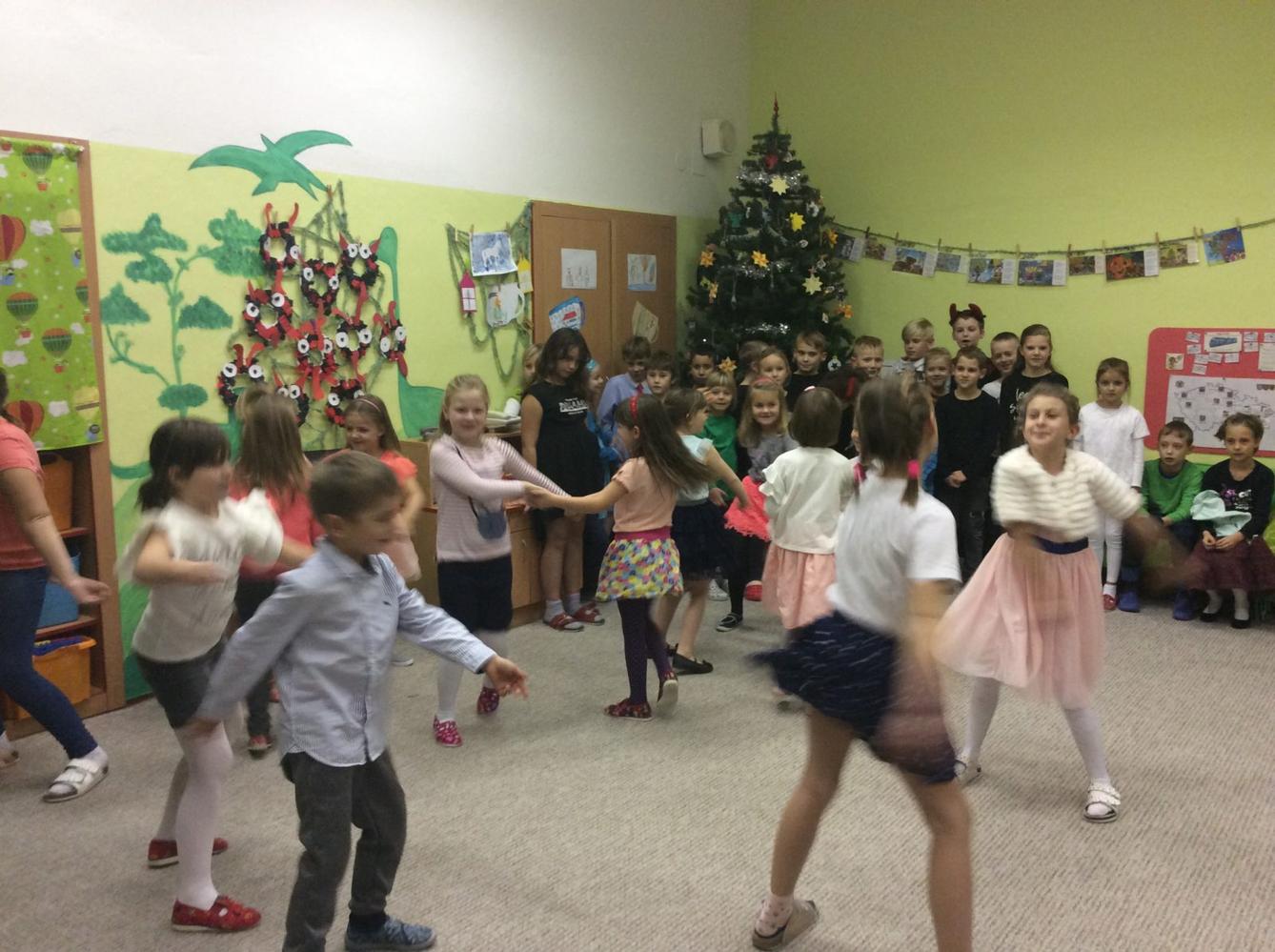 VÁNOČNÍ  BESÍDKA PRO  RODIČE - 24