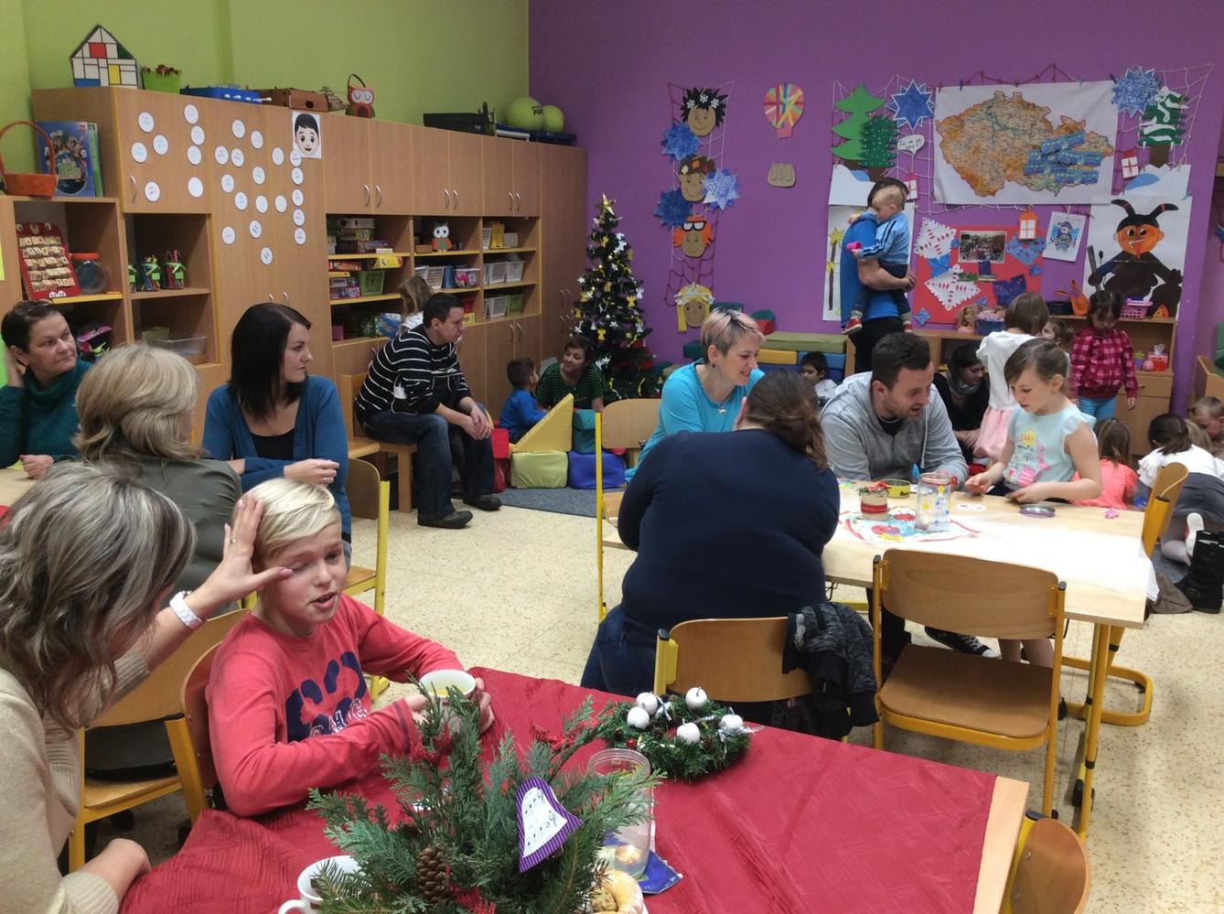 VÁNOČNÍ  BESÍDKA PRO  RODIČE - 83