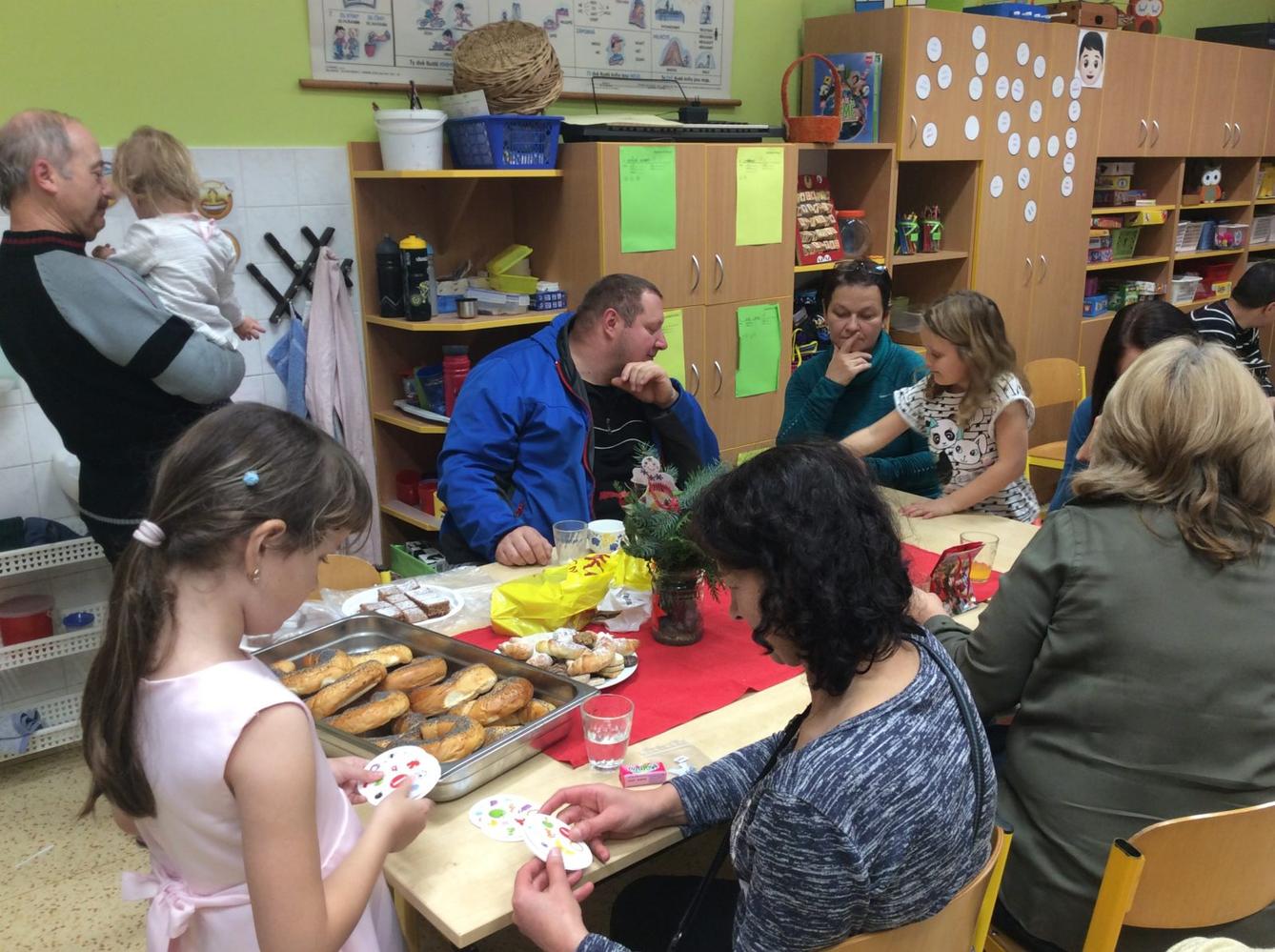 VÁNOČNÍ  BESÍDKA PRO  RODIČE - 84