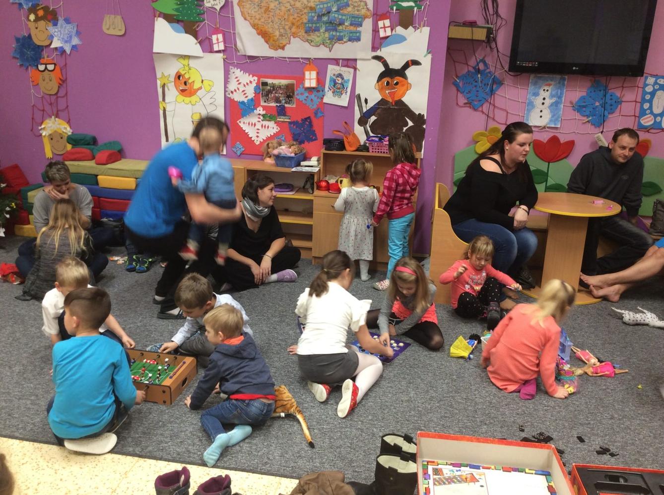 VÁNOČNÍ  BESÍDKA PRO  RODIČE - 86