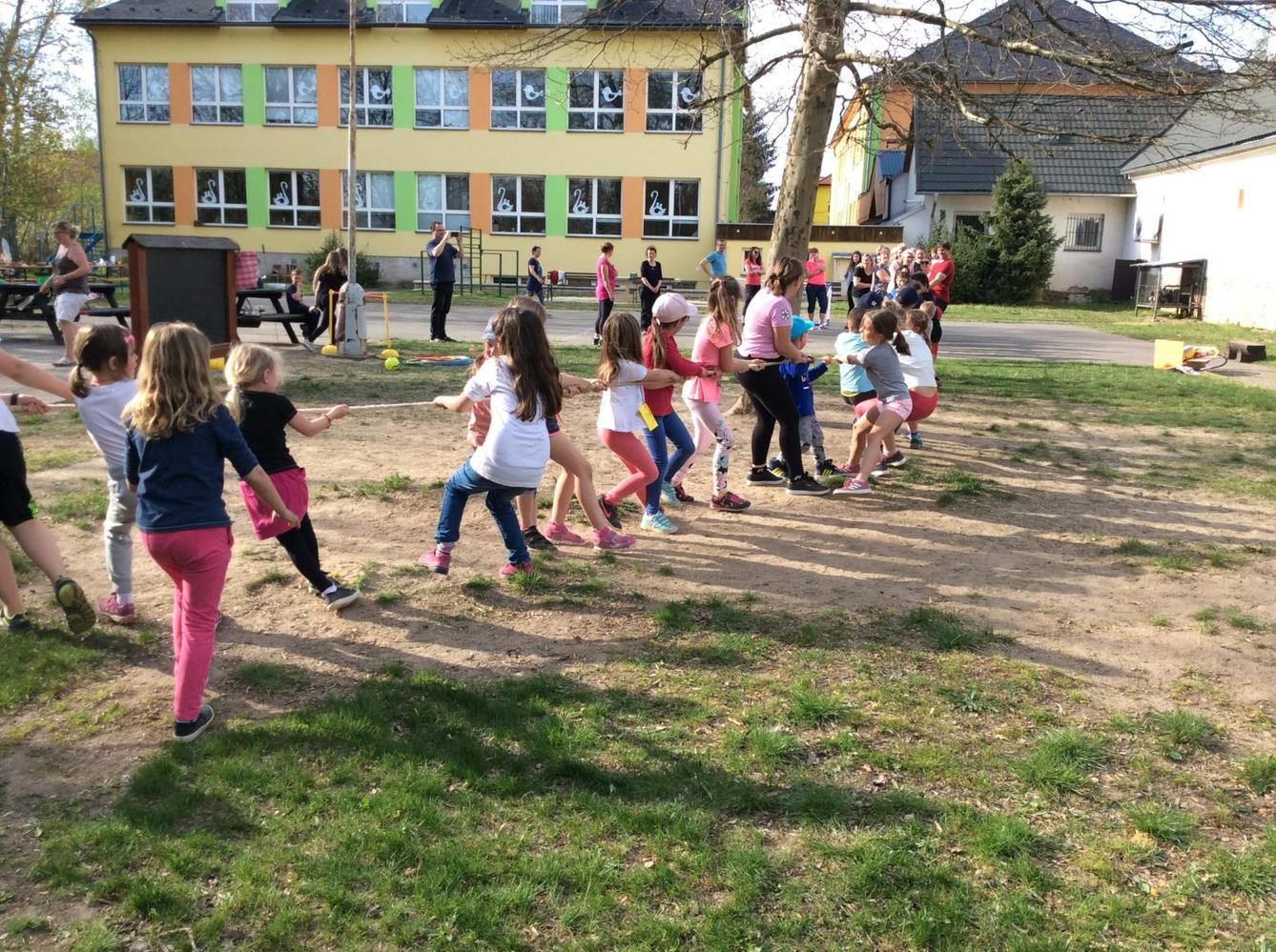 SPORTOVNÍ ODPOLEDNE S RODIČI - 64