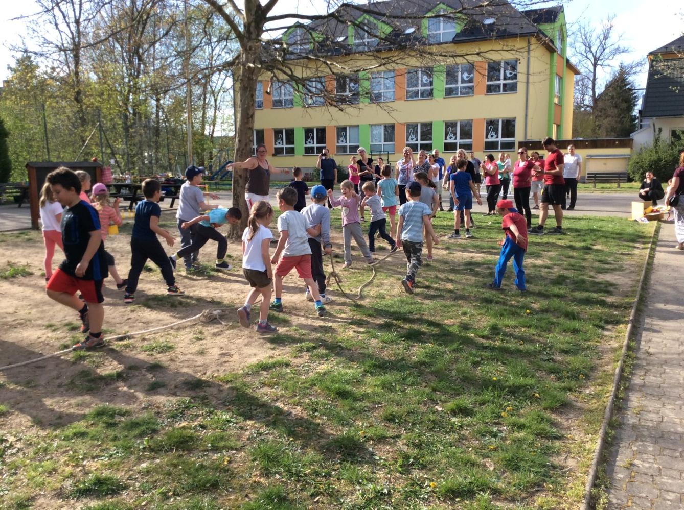 SPORTOVNÍ ODPOLEDNE S RODIČI - 68