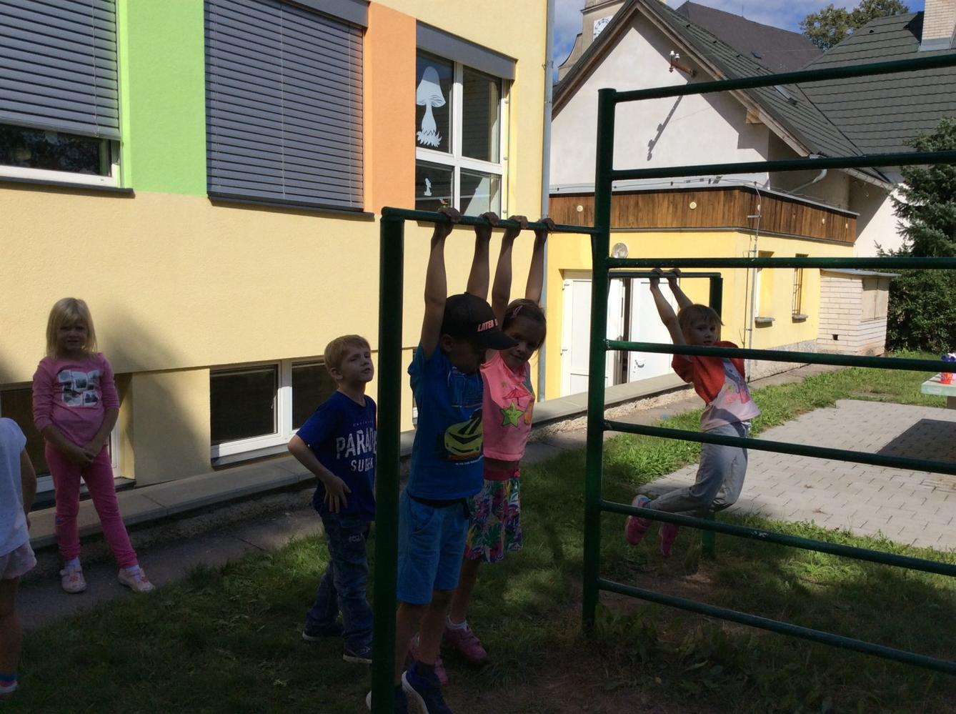 ZÁŘÍ - 2. ODDĚLENÍ - 2