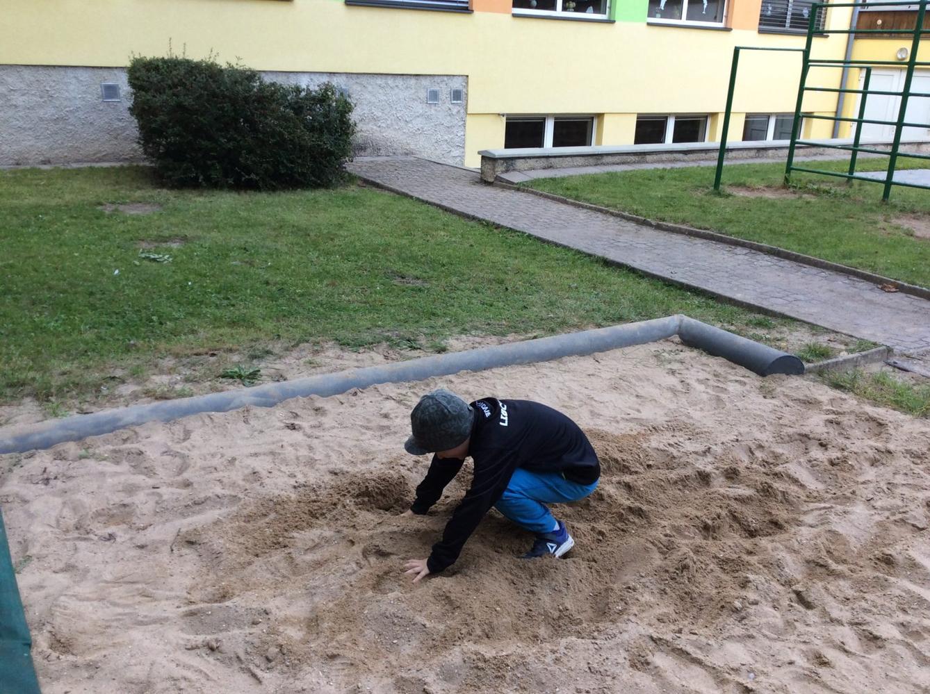 ZÁŘÍ - 2. ODDĚLENÍ - 94