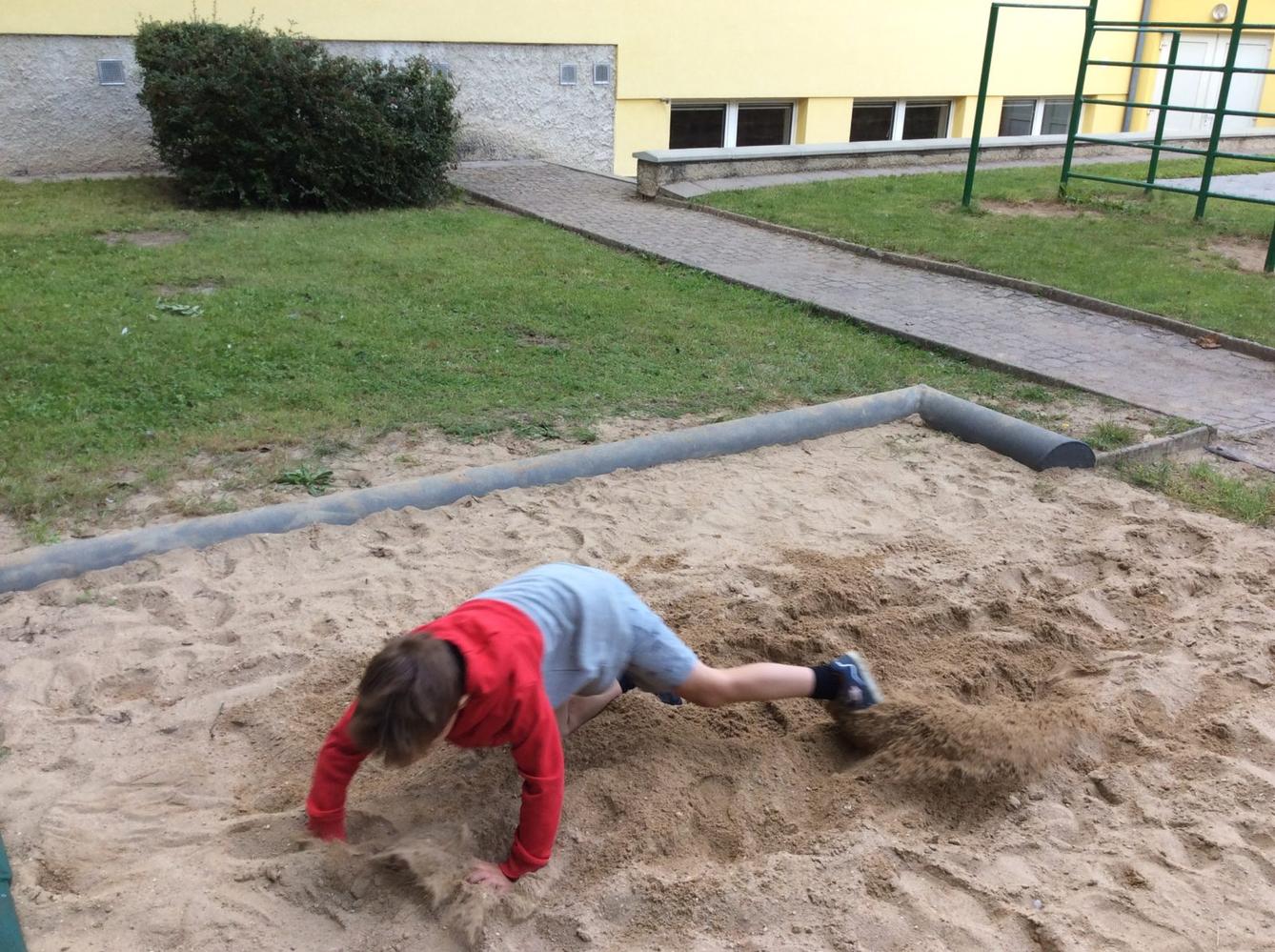 ZÁŘÍ - 2. ODDĚLENÍ - 95