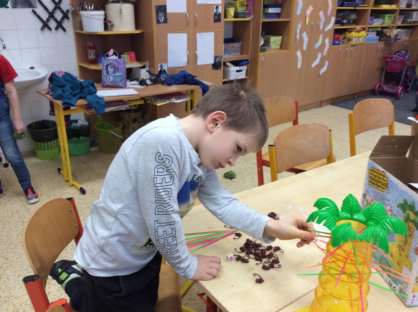 II. ODDĚLENÍ  Únor - 18