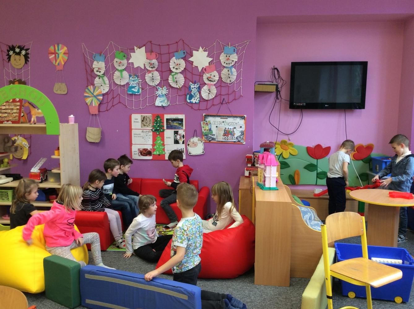 II. ODDĚLENÍ  Únor - 38