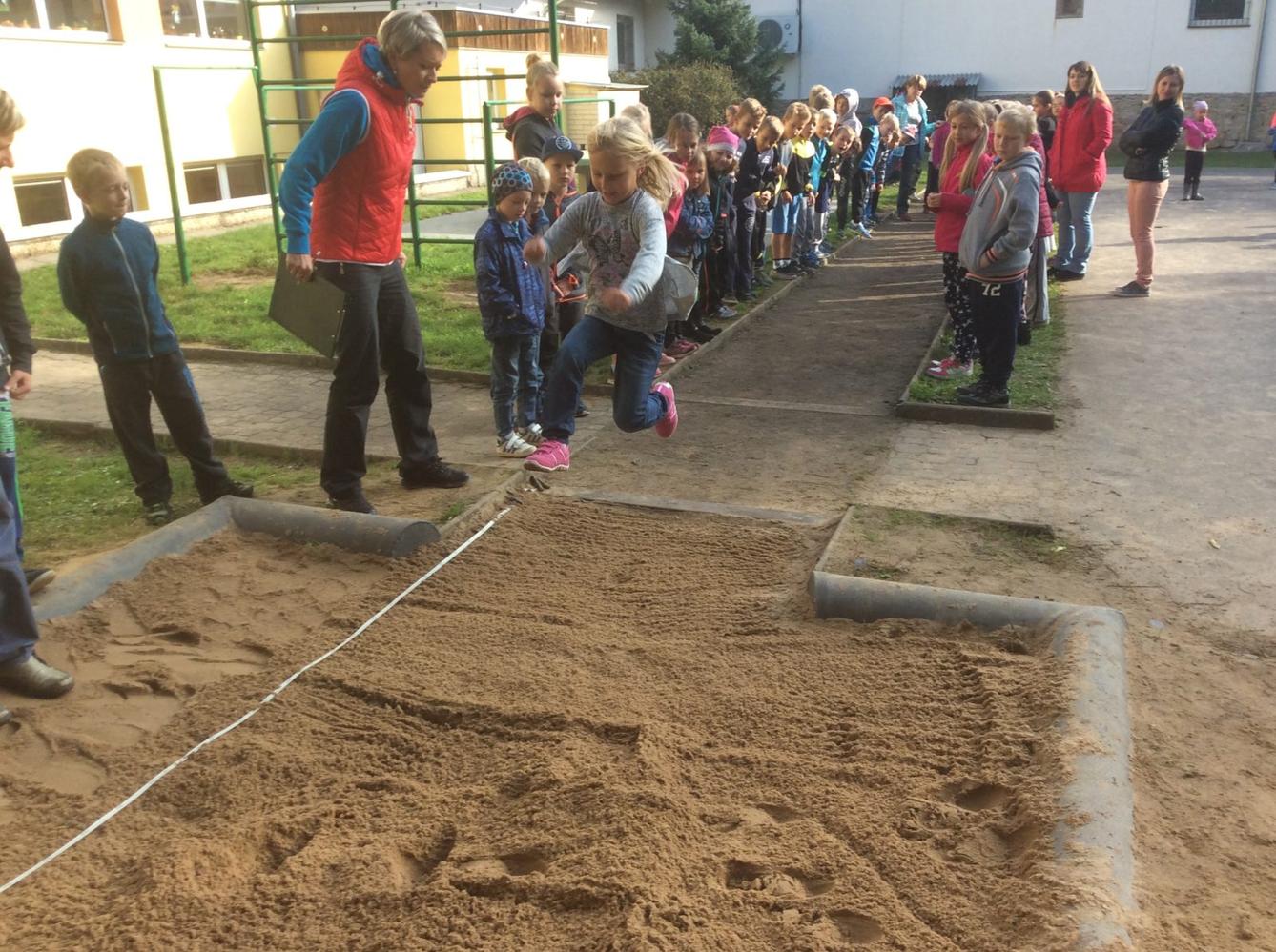 Žabák na 1. stupni - 5