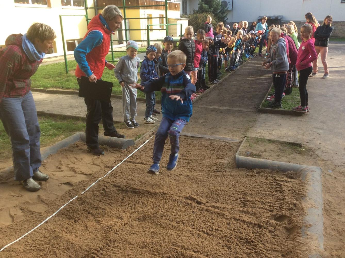 Žabák na 1. stupni - 6