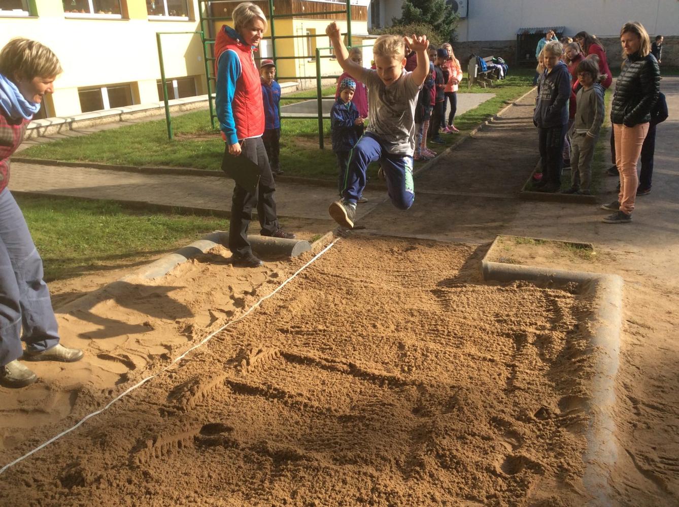 Žabák na 1. stupni - 14