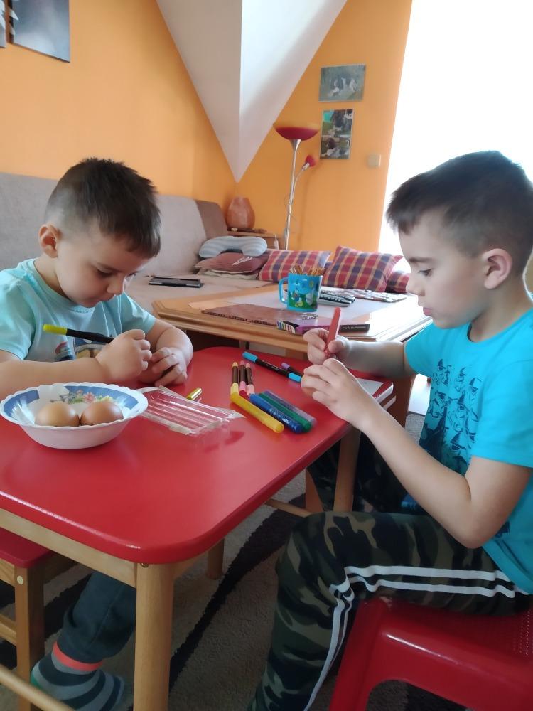 Výstupy druháčků z domácího učení 8. 4. - 6