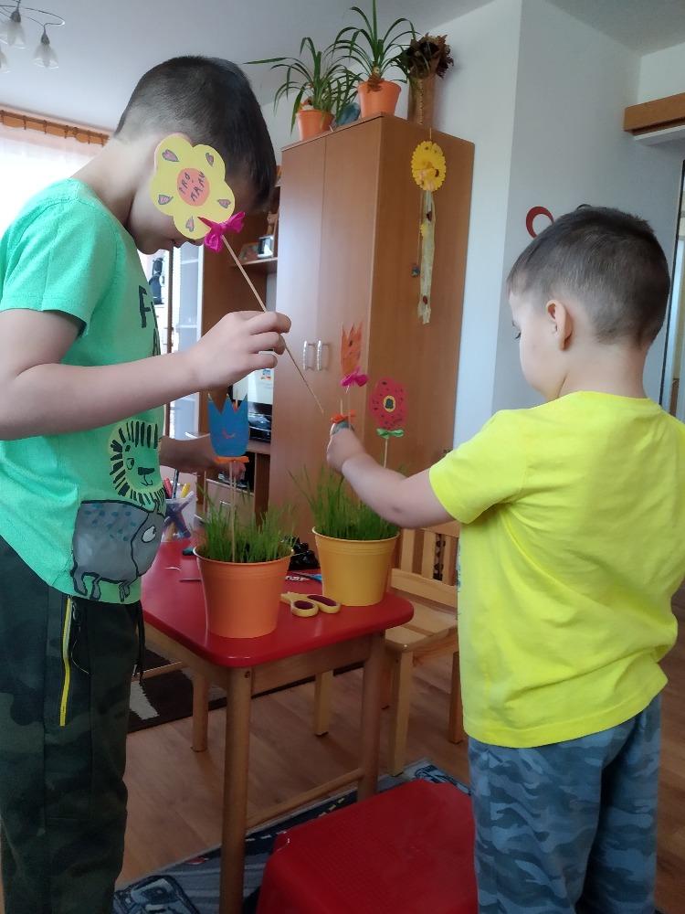 Výstupy druháčků z domácího učení 14. 4. - 9