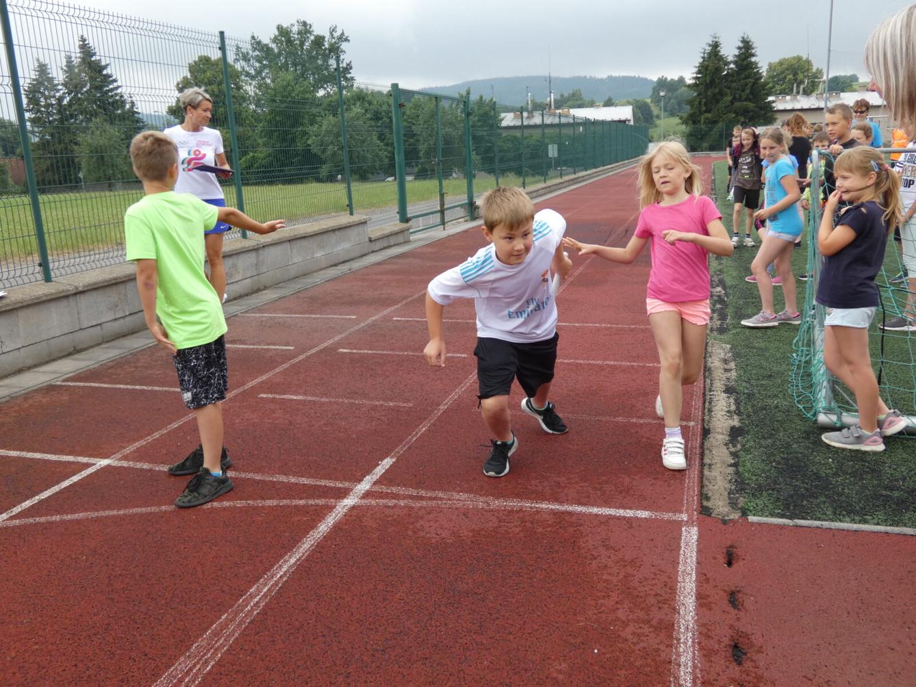 Štafetové běhy 1. stupně - 6
