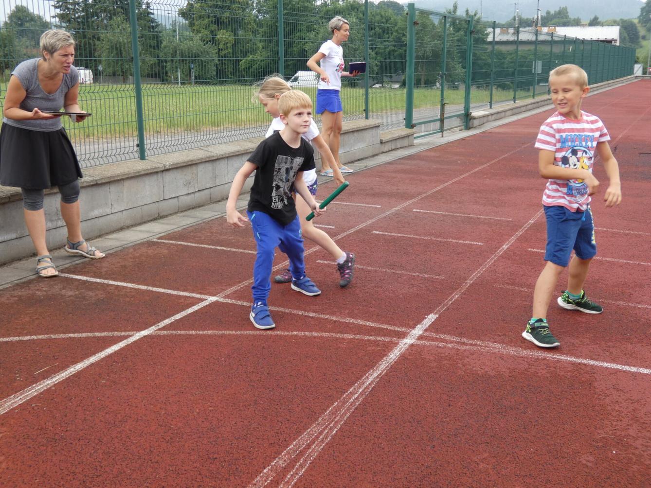 Štafetové běhy 1. stupně - 12