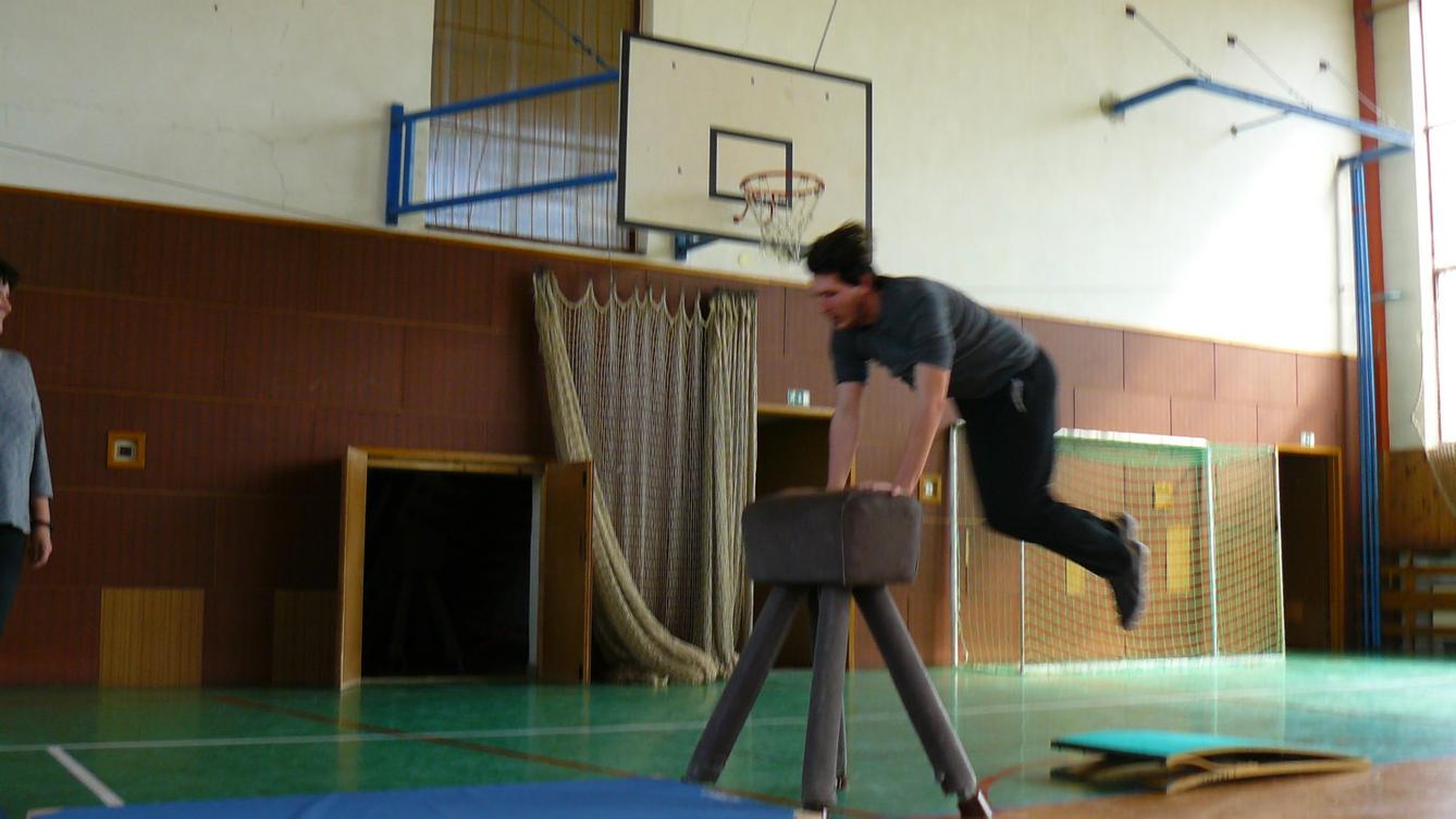 XVII. ročník školního kola SPORTOVNÍ GYMNASTIKY - 15