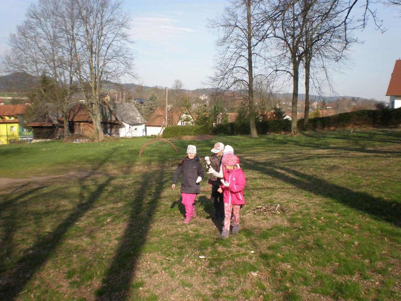 Akce "Ukliďme Česko-ukliďme Libchavy" na 1. stupni - 17