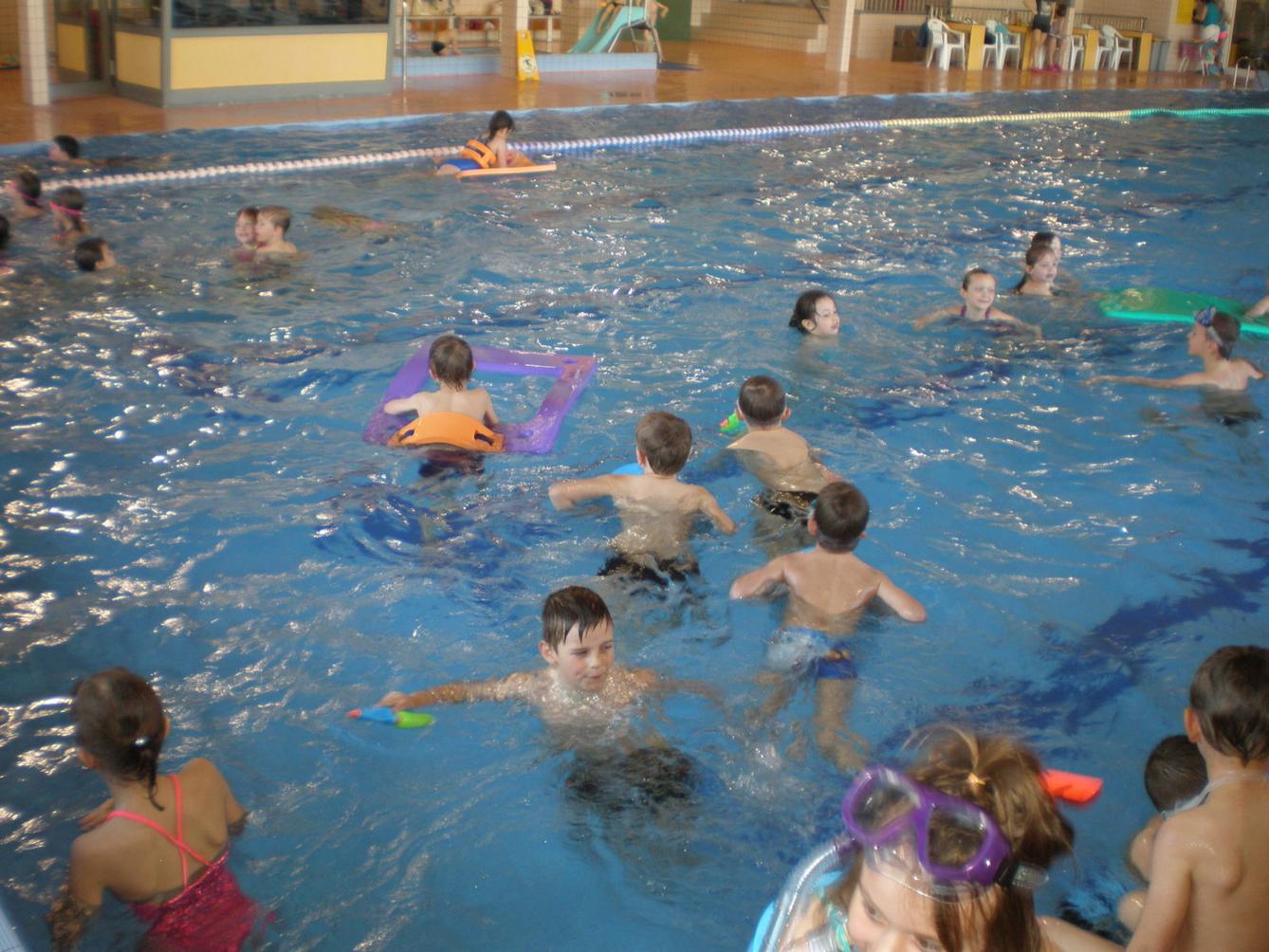 Ukončení plaveckého výcviku 1. a 2. třídy - 1